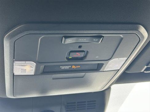 Certified 2024 Toyota Tacoma TRD Off-Road image 19