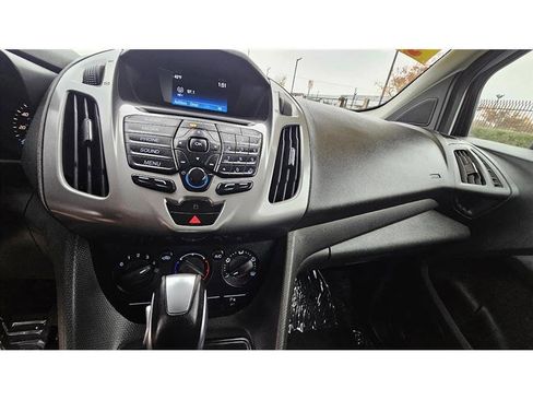 Used 2016 Ford Transit Connect XLT image 17