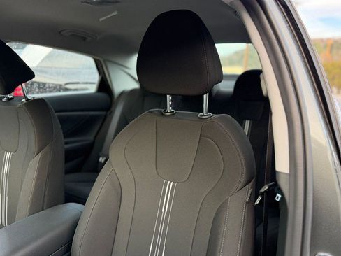 New 2026 Hyundai Elantra Blue image 7