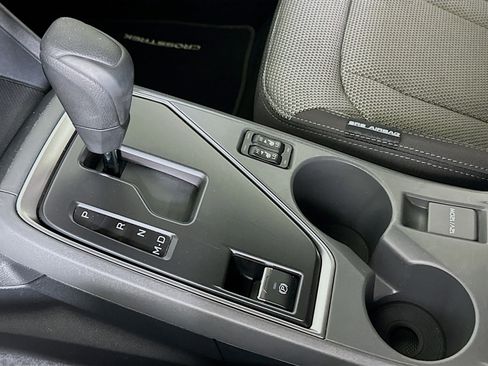 Used 2024 Subaru Crosstrek 2.0i Premium image 24