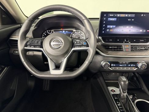 Used 2025 Nissan Altima 2.5 SL image 13