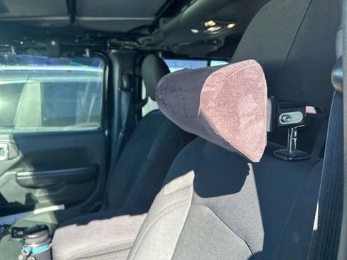 Certified 2018 Jeep Wrangler Unlimited Sport image 10