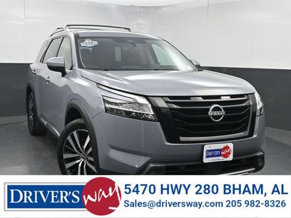 Used 2023 Nissan Pathfinder Platinum