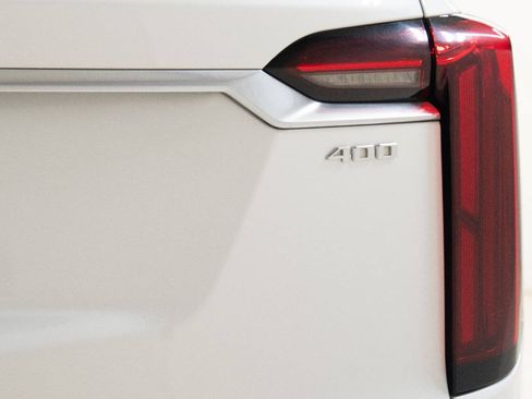 Used 2020 Cadillac XT6 Premium Luxury FWD image 17