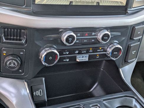 Used 2025 Ford F150 XLT w/ Equipment Group 301A Standard image 22