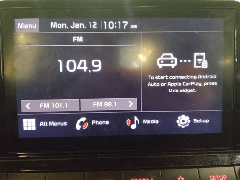 Used 2023 Kia Forte LXS w/ LXS Technology Package image 25