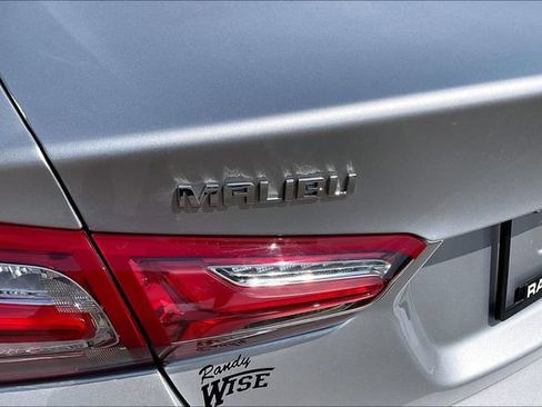 Used 2022 Chevrolet Malibu LT FWD image 8