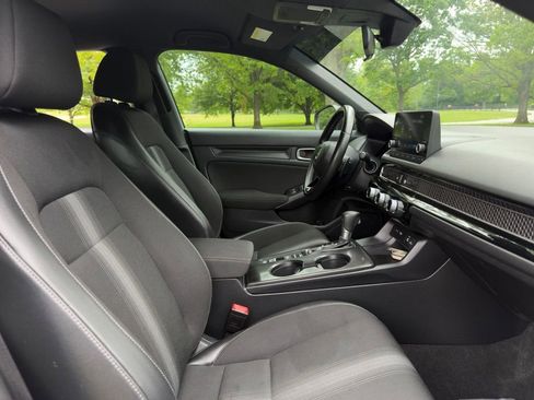 Used 2023 Honda Civic Sport image 30