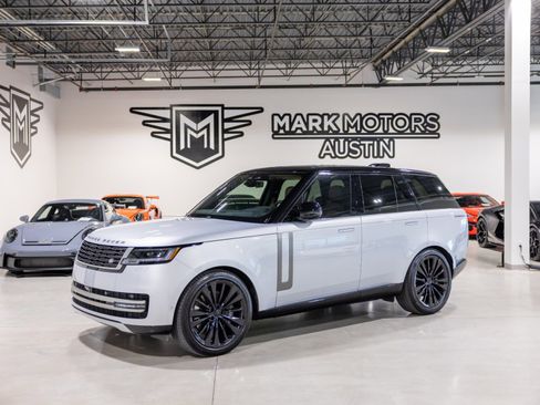 Used 2025 Land Rover Range Rover SE image 1