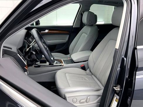 Certified 2021 Audi Q5 2.0T Premium Plus w/ Premium Plus Package image 25