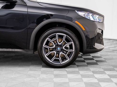 Certified 2025 BMW X2 xDrive28i image 33
