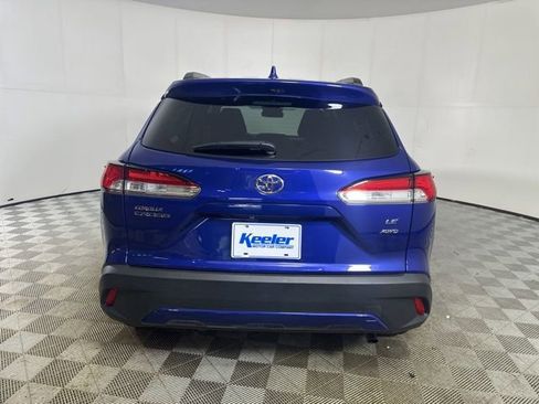 Used 2023 Toyota Corolla Cross LE w/ Moonroof Package AWD/4WD image 6