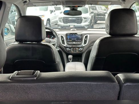 Used 2023 Chevrolet Equinox Premier AWD/4WD image 9