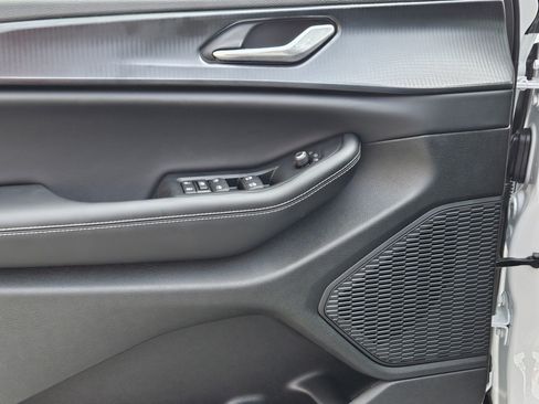 New 2026 Jeep Grand Cherokee Laredo RWD image 17
