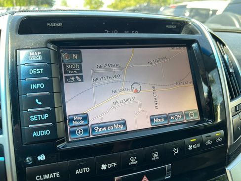 Used 2013 Toyota Land Cruiser AWD/4WD image 20