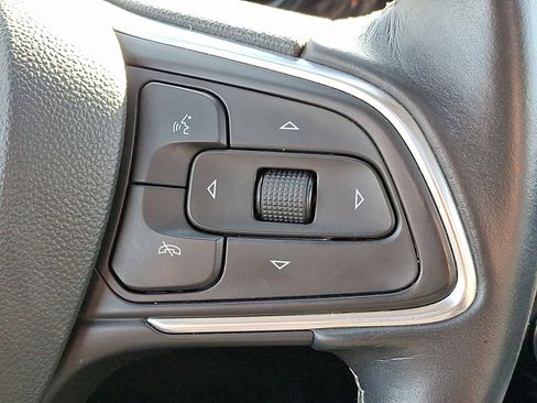 Used 2020 Buick Encore GX Select w/ Experience Buick Package image 23