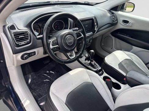 Used 2020 Jeep Compass Limited AWD/4WD image 15