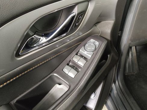 Used 2019 Chevrolet Traverse LT w/ LPO, Floor Liner Package AWD/4WD image 27