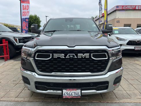 Used 2025 RAM 1500 Big Horn AWD/4WD image 3