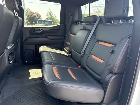 Certified 2022 GMC Sierra 1500 AT4 w/ AT4 Premium Package AWD/4WD image 27