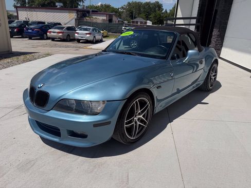 Used 2000 BMW Z3 2.5i RWD image 4