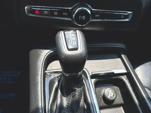 Used 2020 Volvo XC90 T5 Momentum AWD/4WD image 15