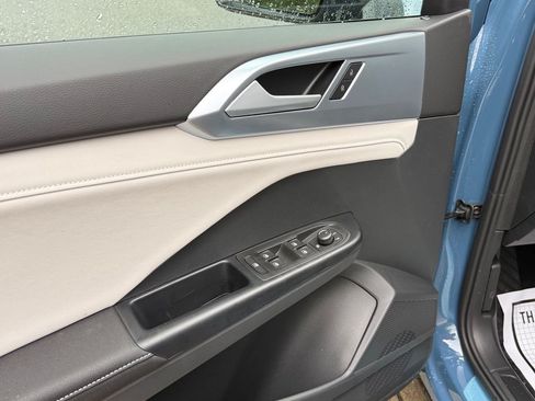 New 2026 Volkswagen Taos SE AWD/4WD image 25