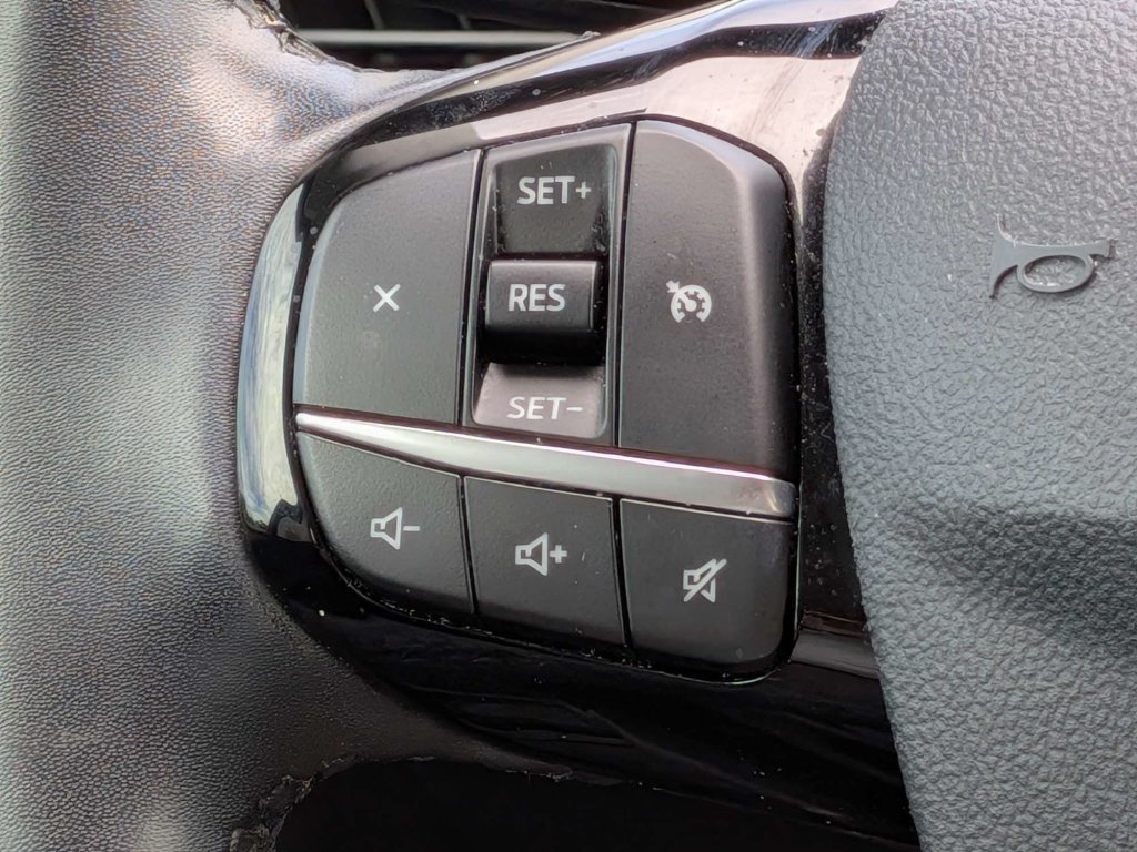 Used 2022 Ford Escape SEL FWD image 26