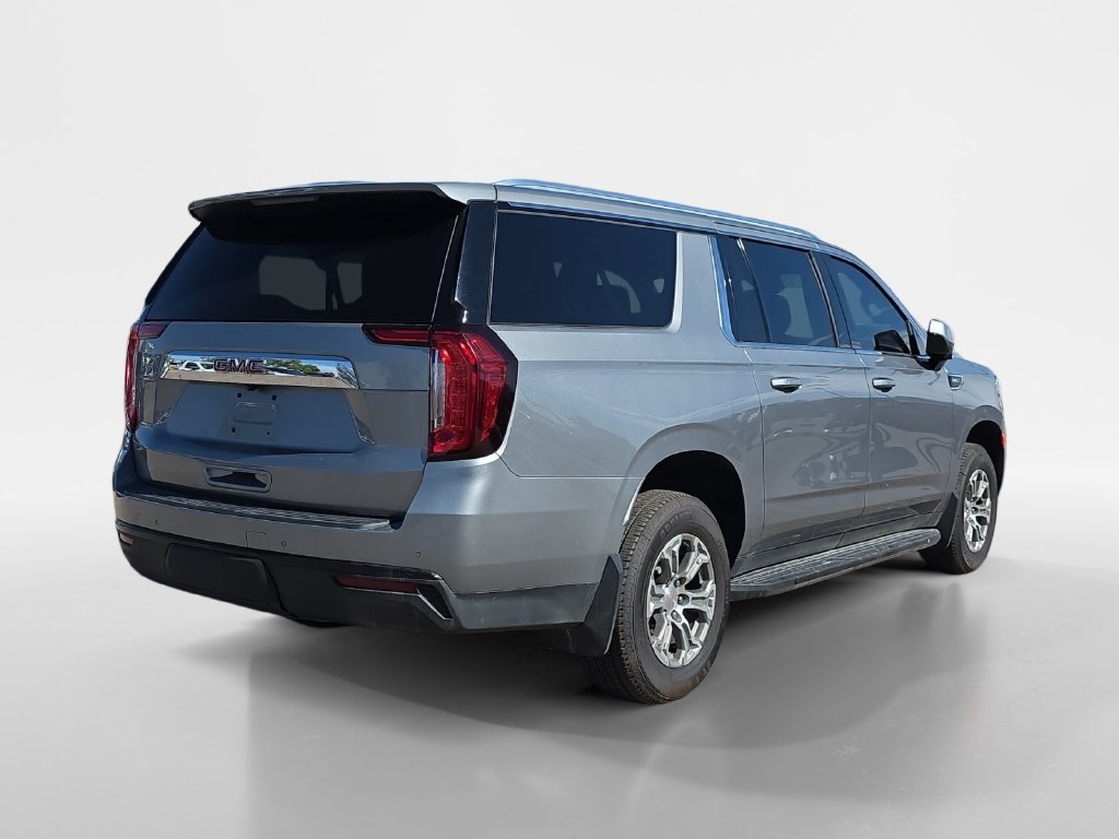 Used 2023 GMC Yukon XL SLE w/ Gmc Pro Safety Plus Package AWD/4WD image 5