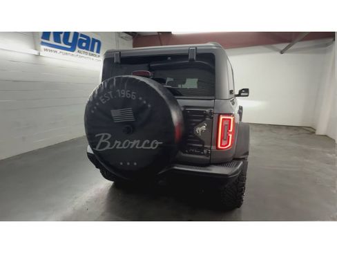 Used 2022 Ford Bronco Badlands AWD/4WD image 8