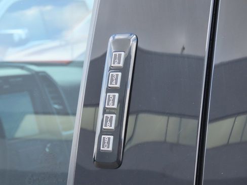 Used 2016 Ford F150 XLT w/ Equipment Group 302A Luxury RWD image 19
