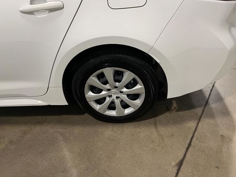 Used 2023 Toyota Corolla LE image 38