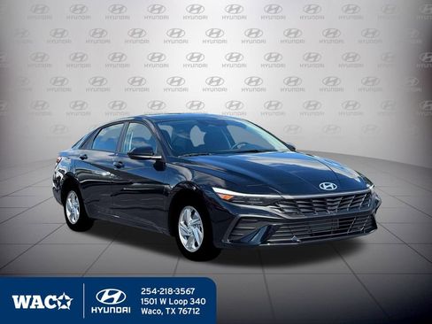 New 2026 Hyundai Elantra SE image 13