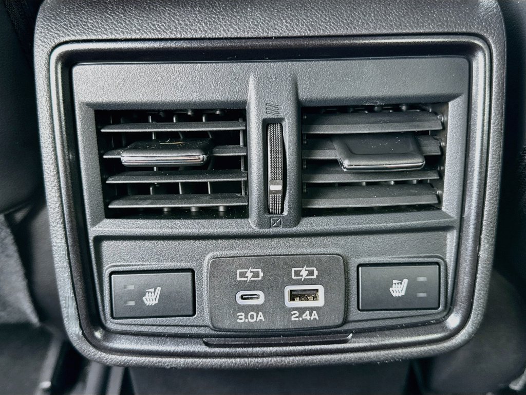Used 2026 Subaru Forester Touring AWD/4WD image 30