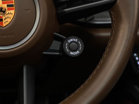 Certified 2020 Porsche 911 Carrera 4S image 38