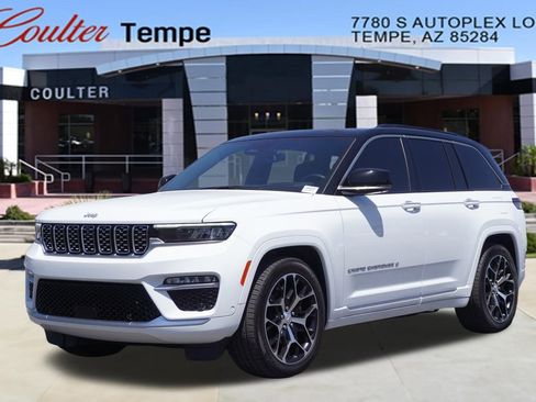Used 2024 Jeep Grand Cherokee Summit AWD/4WD image 1