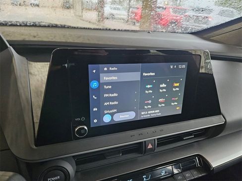 Used 2025 Toyota Prius LE image 21