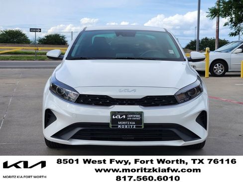 Certified 2024 Kia Forte LXS FWD image 2