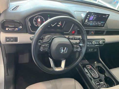 Used 2024 Honda Pilot EX-L image 7