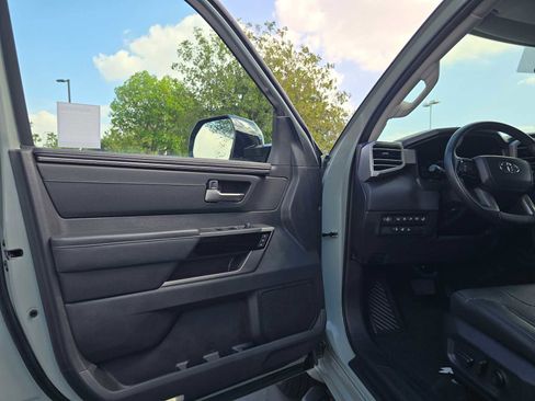 Used 2024 Toyota Tundra Limited image 20