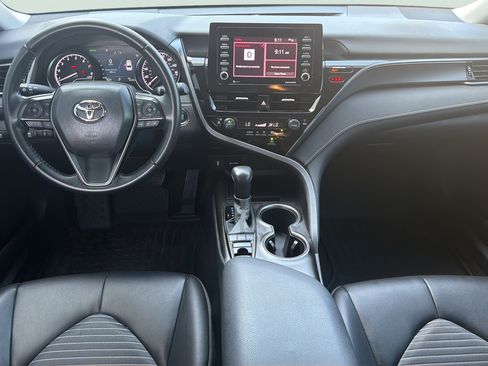 Used 2023 Toyota Camry SE w/ Convenience Package AWD/4WD image 3