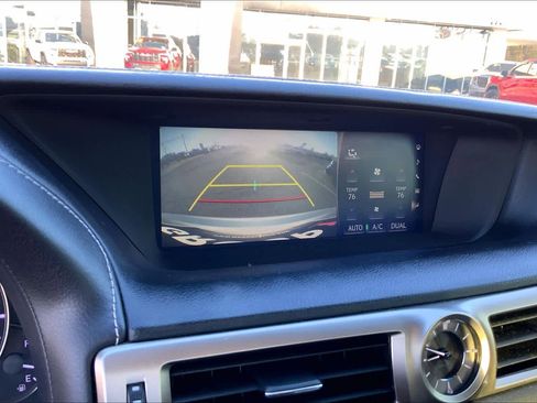 Used 2016 Lexus GS 200t image 28