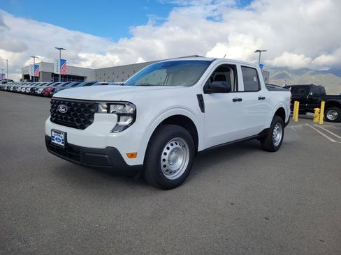 New 2025 Ford Maverick XL image 2