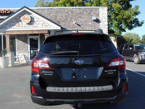 Used 2016 Subaru Outback 3.6R Limited image 6