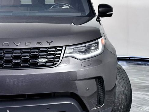 Used 2022 Land Rover Discovery S AWD/4WD image 6