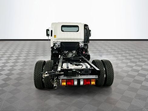 New 2026 Isuzu NPR image 8