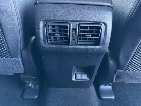 Used 2022 Toyota 4Runner SR5 Premium image 15