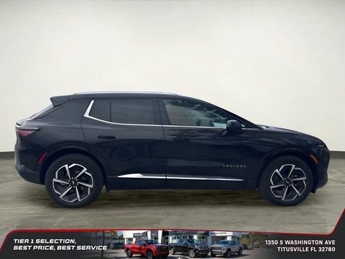 Used 2025 Chevrolet Equinox EV LT image 6