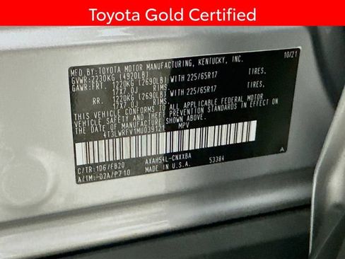 Certified 2021 Toyota RAV4 LE AWD/4WD image 31