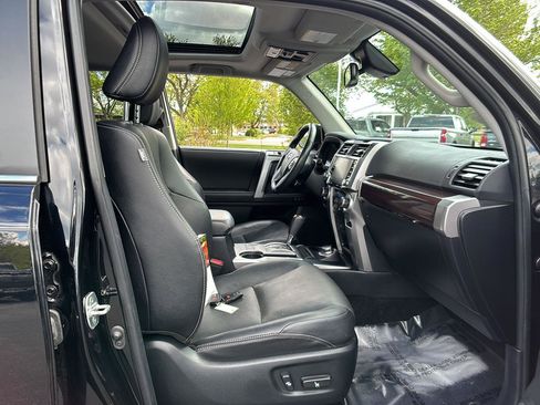 Used 2023 Toyota 4Runner Limited AWD/4WD image 22